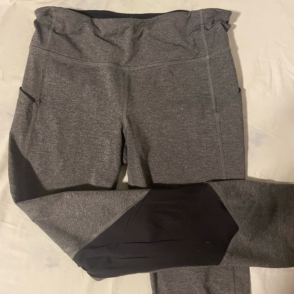 Lululemon Grey Cropped Leggings